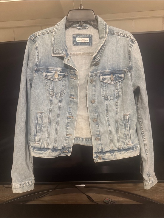 LOFT Jackets & Blazers - NWOT LOFT Jean Jacket